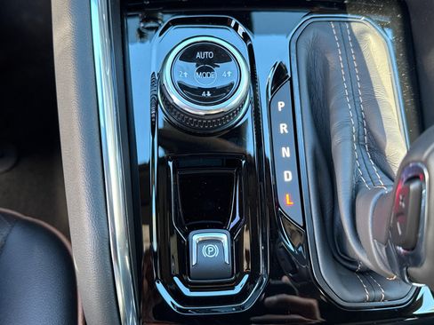 New 2026 GMC Canyon AT4 w/ Technology Plus Package AWD/4WD image 31