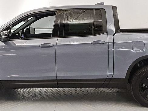 Used 2023 Honda Ridgeline Black Edition image 5