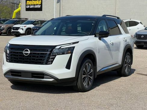 New 2026 Nissan Pathfinder Platinum AWD/4WD image 50