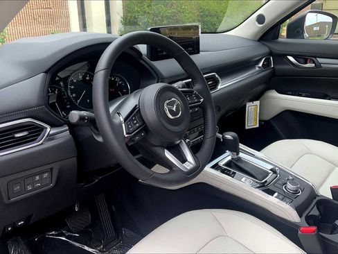 Certified 2025 MAZDA CX-5 AWD 2.5 S w/ Premium Plus Pkg image 9