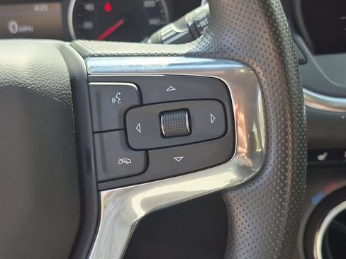 Used 2025 Chevrolet Blazer LT FWD image 21