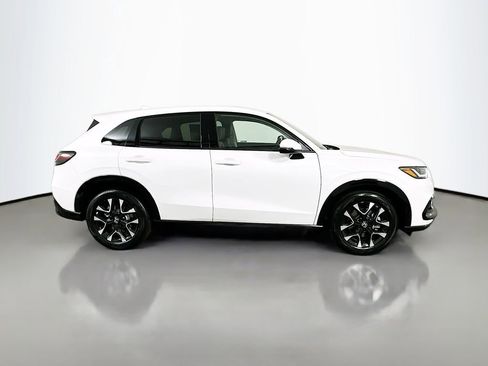 New 2026 Honda HR-V EX-L image 4
