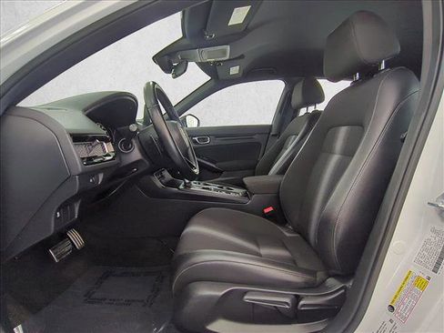Used 2025 Honda Civic Sport image 16