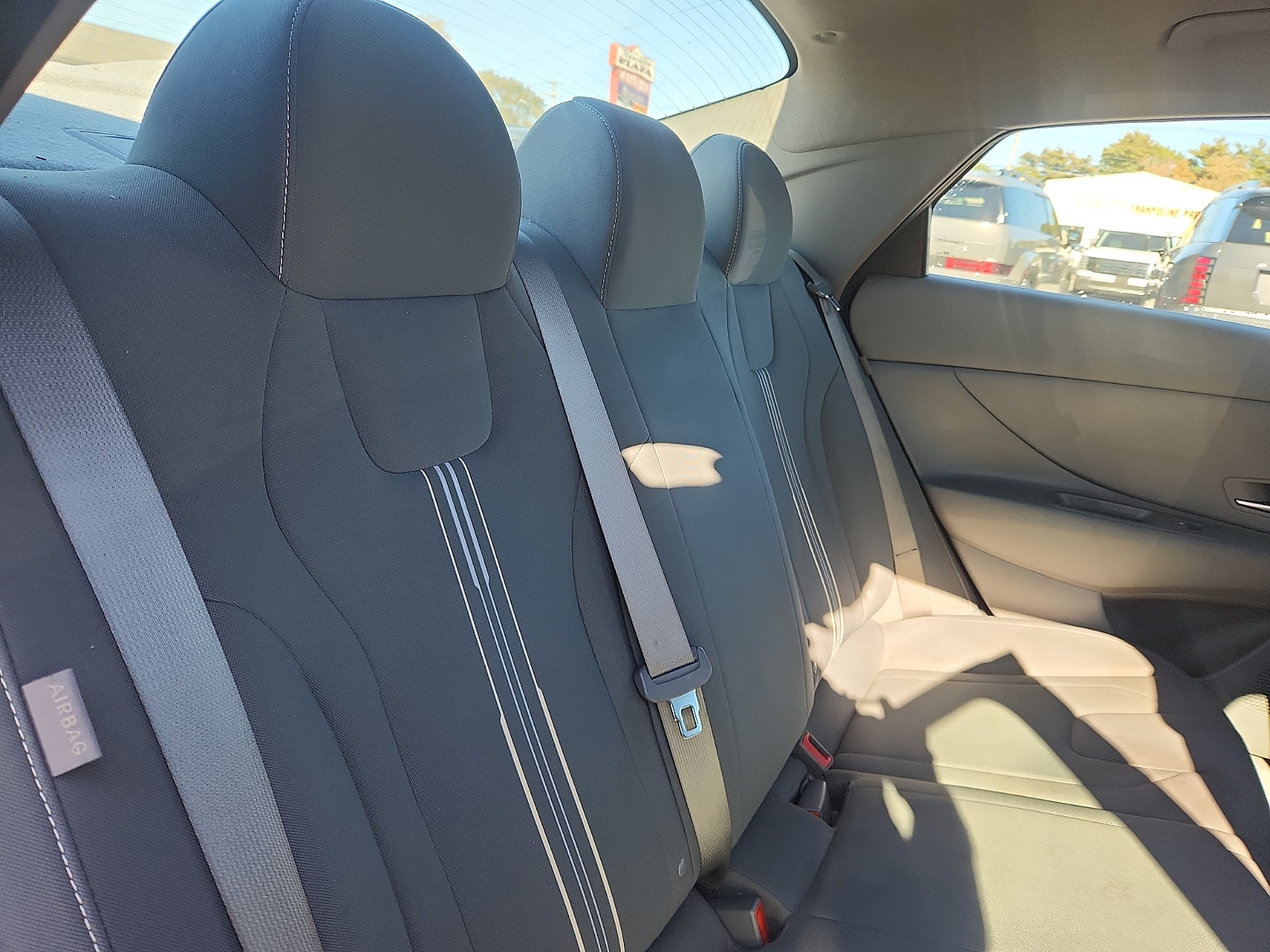 Certified 2024 Hyundai Elantra SEL FWD image 28