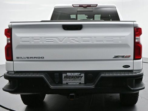 Used 2023 Chevrolet Silverado 1500 ZR2 w/ Technology Package AWD/4WD image 6