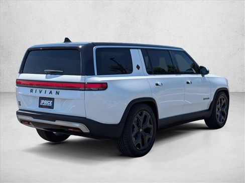 Used 2025 Rivian R1S Adventure AWD/4WD image 5