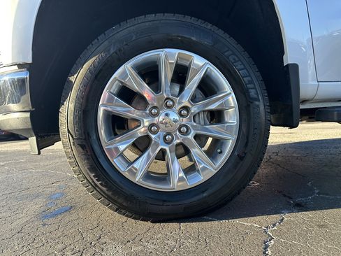 Used 2021 Chevrolet Silverado 1500 LTZ w/ LTZ Premium Package image 12