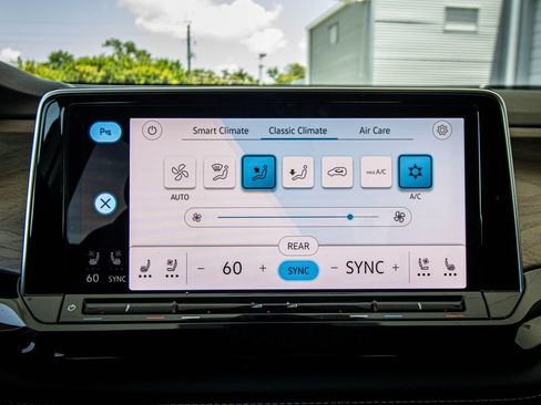 Used 2026 Volkswagen Atlas SE FWD image 43