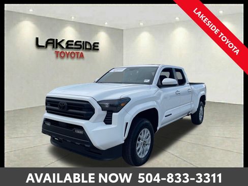 Certified 2026 Toyota Tacoma SR5 AWD/4WD image 1