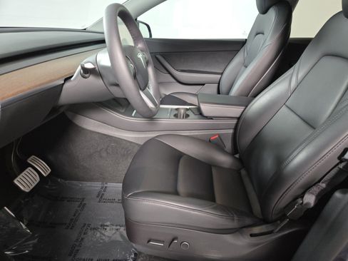 Used 2022 Tesla Model Y Performance image 12