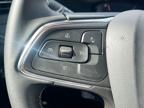 Used 2025 Buick Encore GX Preferred image 12