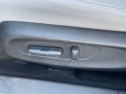 Used 2025 Honda Civic Sport Touring image 9