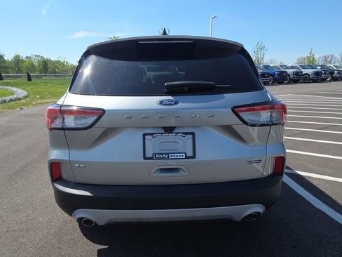 Used 2022 Ford Escape SE AWD/4WD image 9