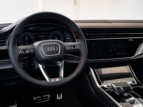 New 2026 Audi Q8 Prestige image 4