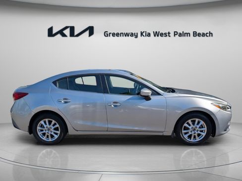 Used 2016 MAZDA MAZDA3 i Sport w/ Preferred Equipment Package image 9