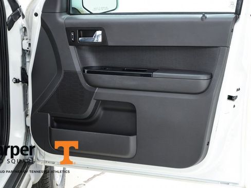 Used 2012 Ford Escape Limited image 31