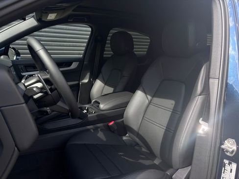 New 2026 Porsche Cayenne Coupe image 5