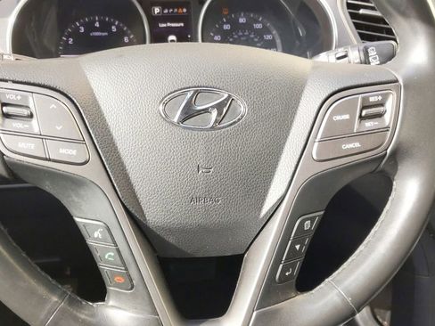 Used 2018 Hyundai Santa Fe Sport FWD image 20