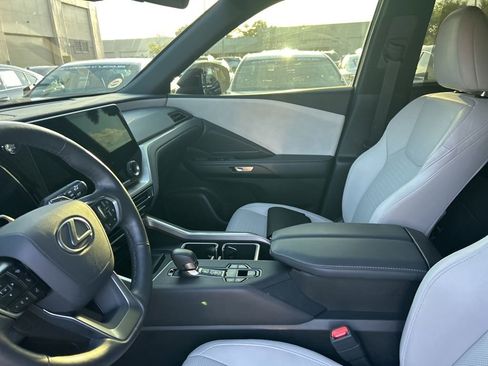Used 2025 Lexus TX 350 AWD w/ Technology Package image 14