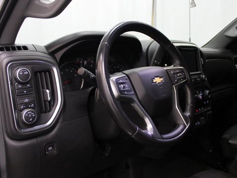 Used 2021 Chevrolet Silverado 2500 LT w/ Fleet Comfort Package image 12