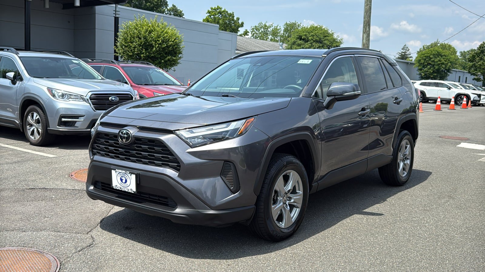 Used 2024 Toyota RAV4 XLE AWD/4WD image 3