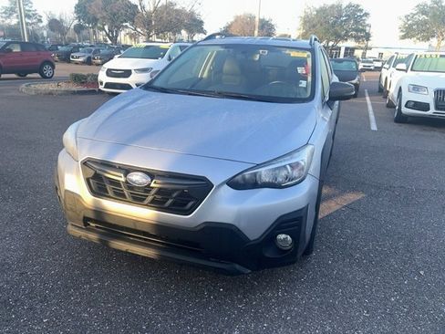 Used 2022 Subaru Crosstrek 2.5i Sport w/ Moonroof Package image 2