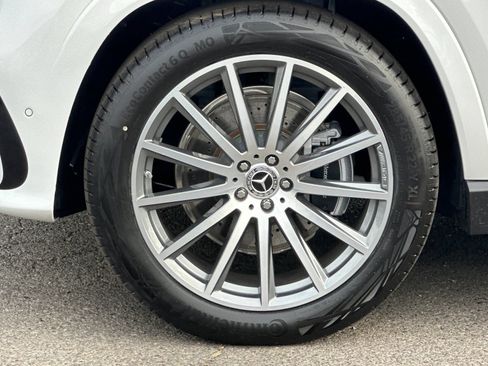 New 2026 Mercedes-Benz GLS 580 4MATIC image 24