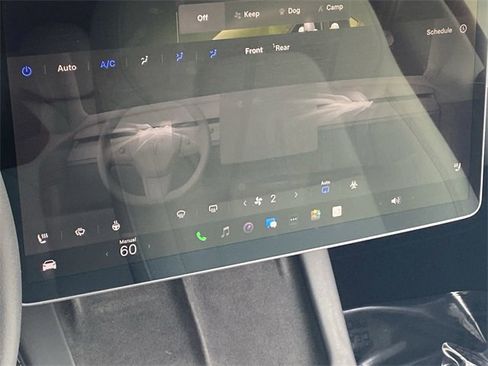 Used 2023 Tesla Model Y Long Range image 32