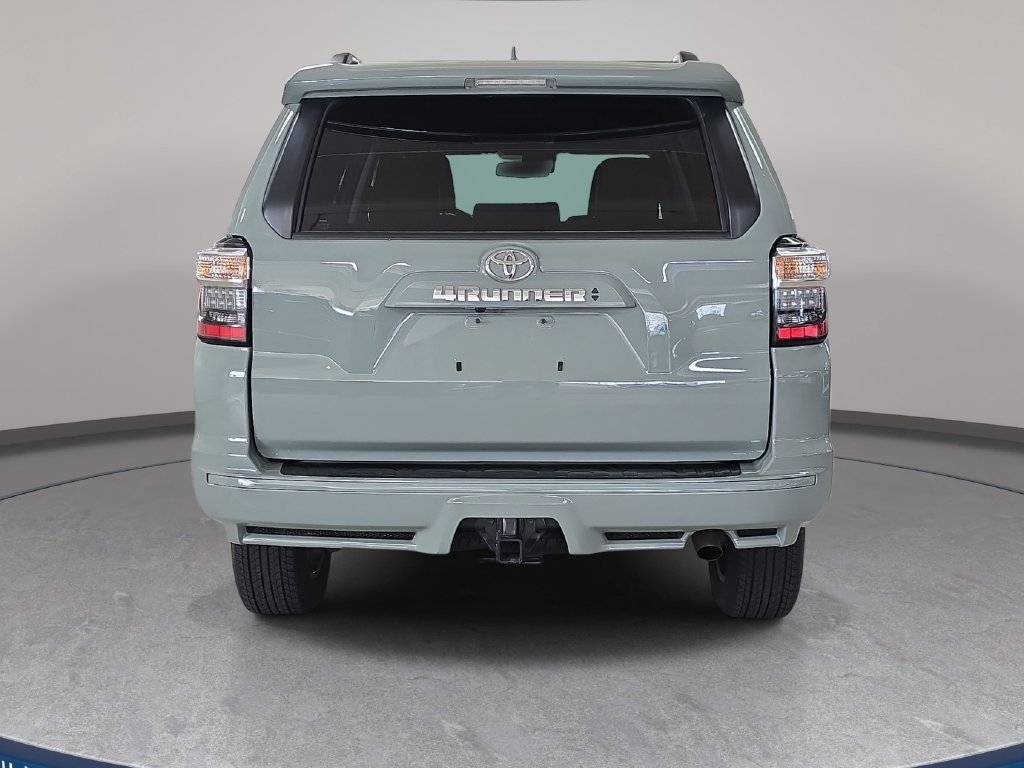 Used 2022 Toyota 4Runner TRD Sport w/ Technology Package AWD/4WD image 8