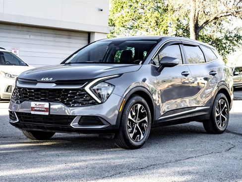 Used 2023 Kia Sportage EX image 9