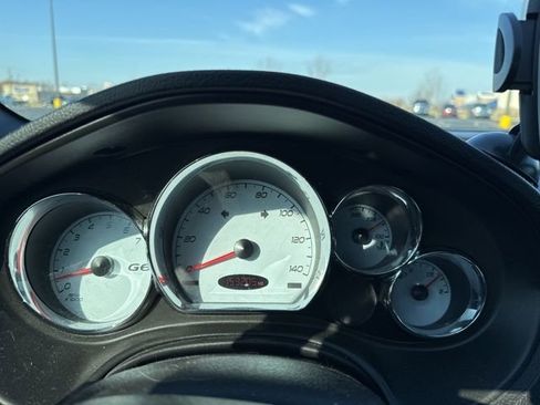 Used 2009 Pontiac G6 GT w/ Premium Package image 8