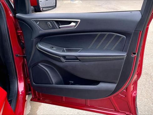 Used 2022 Ford Edge ST w/ Equipment Group 401A image 21