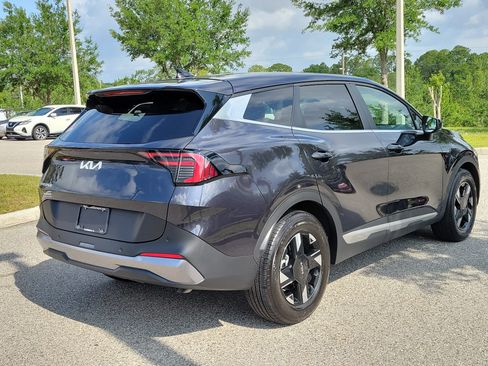 Used 2026 Kia Sportage LX FWD image 5