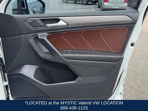 Certified 2024 Volkswagen Tiguan SEL R-Line AWD/4WD image 27