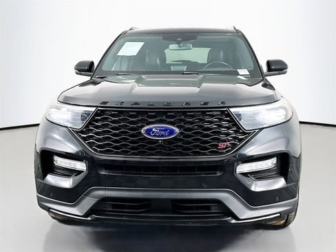 Used 2020 Ford Explorer ST w/ Premium Technology Package image 2