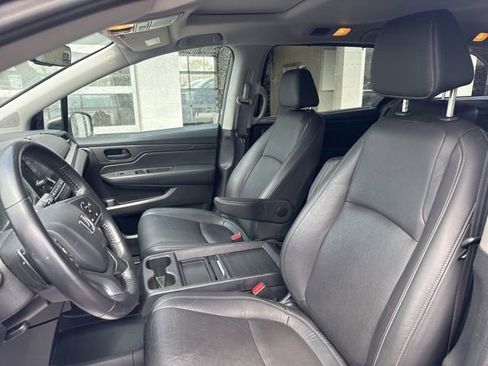 Used 2024 Honda Odyssey EX-L image 9