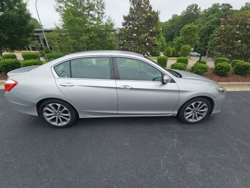 Used 2014 Honda Accord Sport image 9