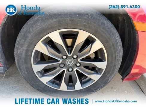 Used 2024 Honda Odyssey EX-L image 3