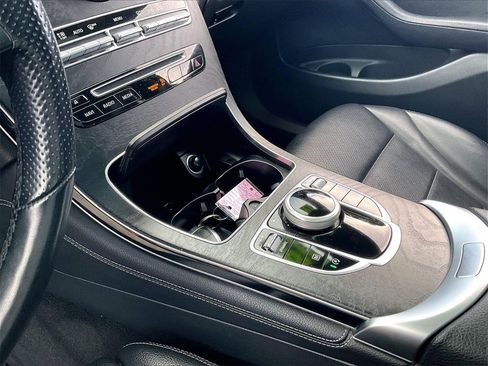 Used 2019 Mercedes-Benz GLC 300 GLC 300 image 19