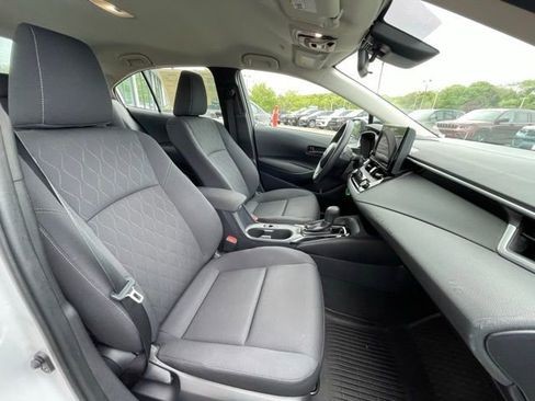 Used 2024 Toyota Corolla LE FWD image 27