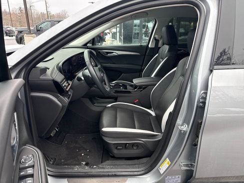 Used 2025 Buick Envision Sport Touring image 21