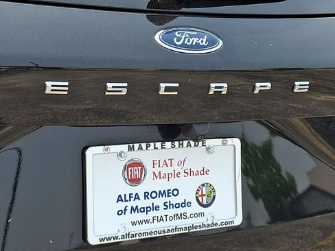 Used 2024 Ford Escape ST-Line AWD/4WD image 17