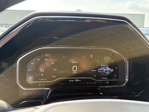 Used 2024 GMC Sierra 1500 Elevation image 16