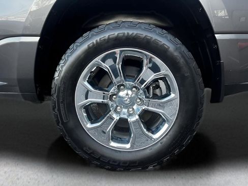 Used 2021 RAM 1500 Big Horn image 9