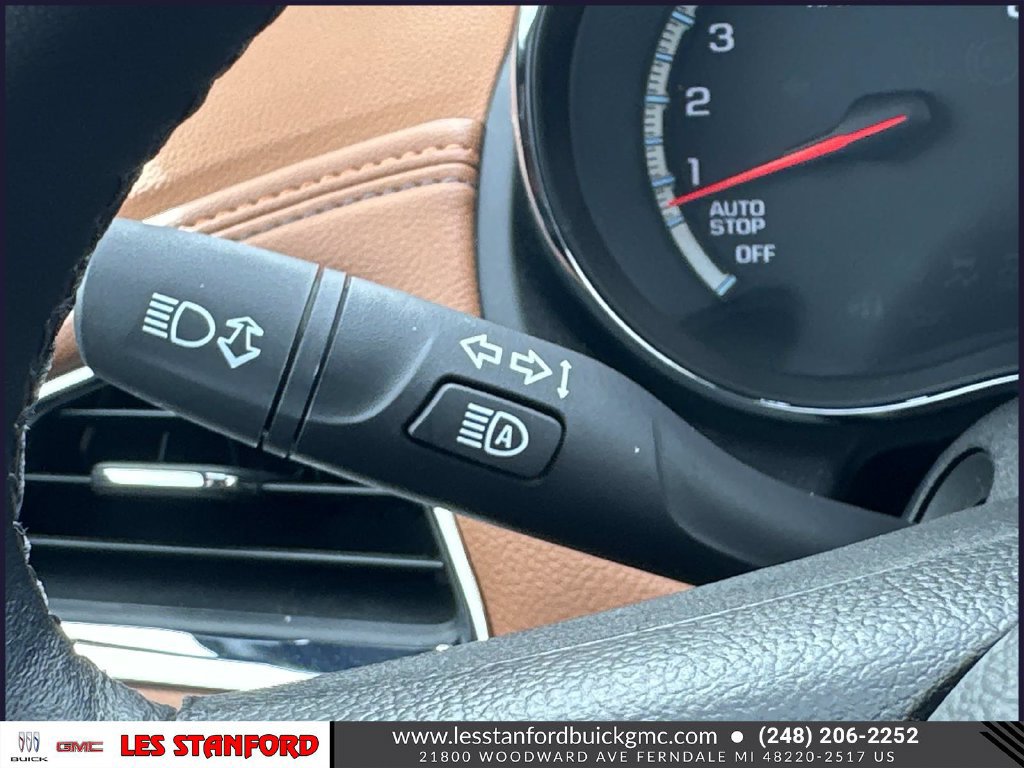 Used 2017 Chevrolet Cruze Premier FWD image 26