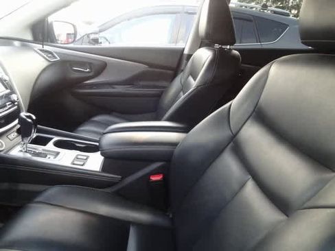 Used 2023 Nissan Murano SV image 7