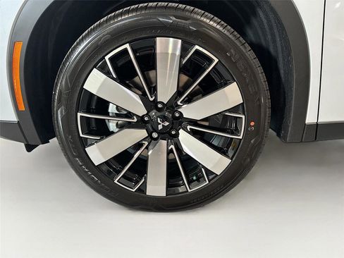 New 2026 Mitsubishi Outlander SE FWD image 29