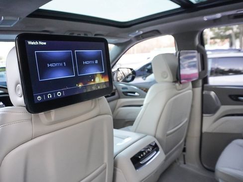 Used 2024 Cadillac Escalade Sport Platinum image 73