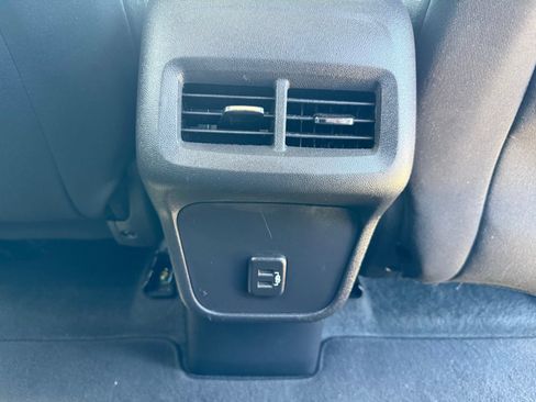 Certified 2024 Chevrolet Equinox LT AWD/4WD image 34