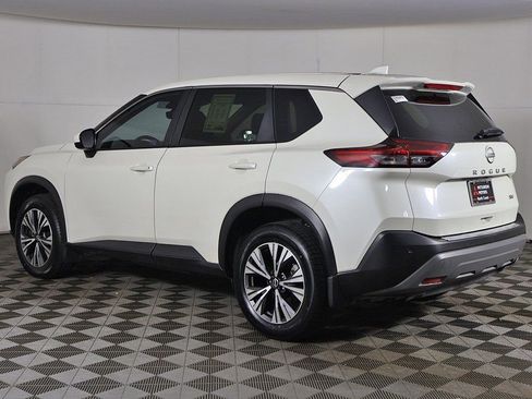Used 2023 Nissan Rogue SV image 7